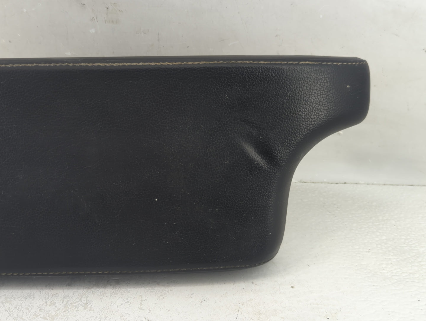 2015 Acura Ilx Center Console Armrest Cover Lid P/N:83400-TX6-A0-26 Fits OEM Used Auto Parts - Oemusedautoparts1.com