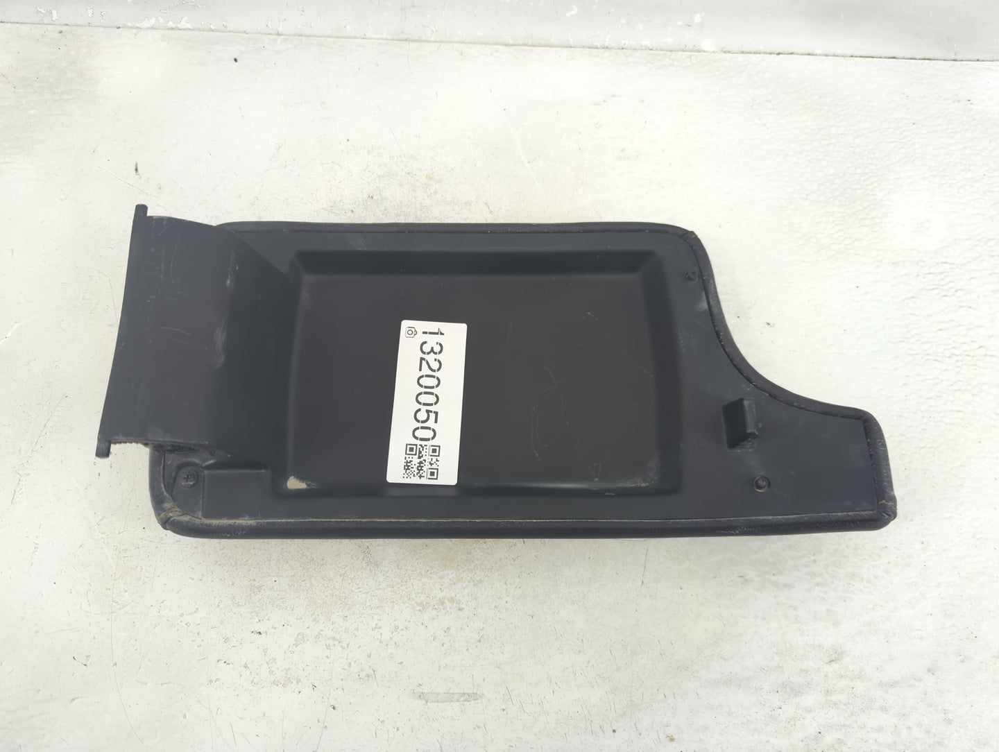 2015 Acura Ilx Center Console Armrest Cover Lid P/N:83400-TX6-A0-26 Fits OEM Used Auto Parts - Oemusedautoparts1.com