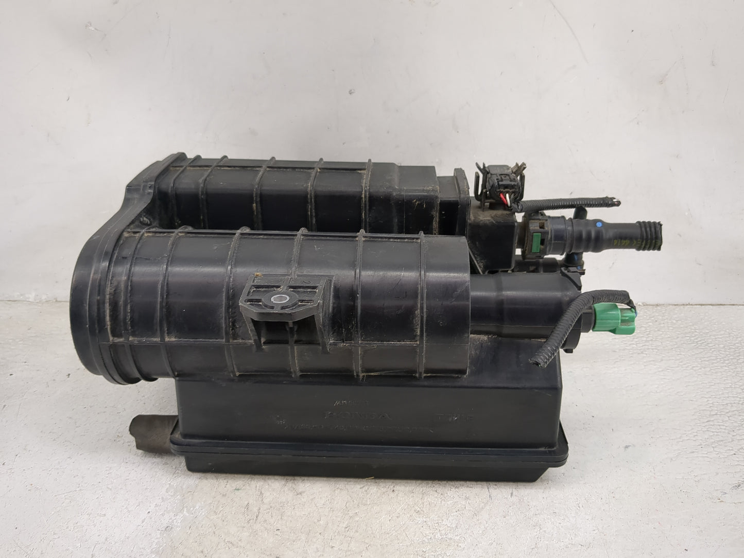 2015 Acura Ilx Fuel Vapor Charcoal Canister 1477190 - Oemusedautoparts1.com