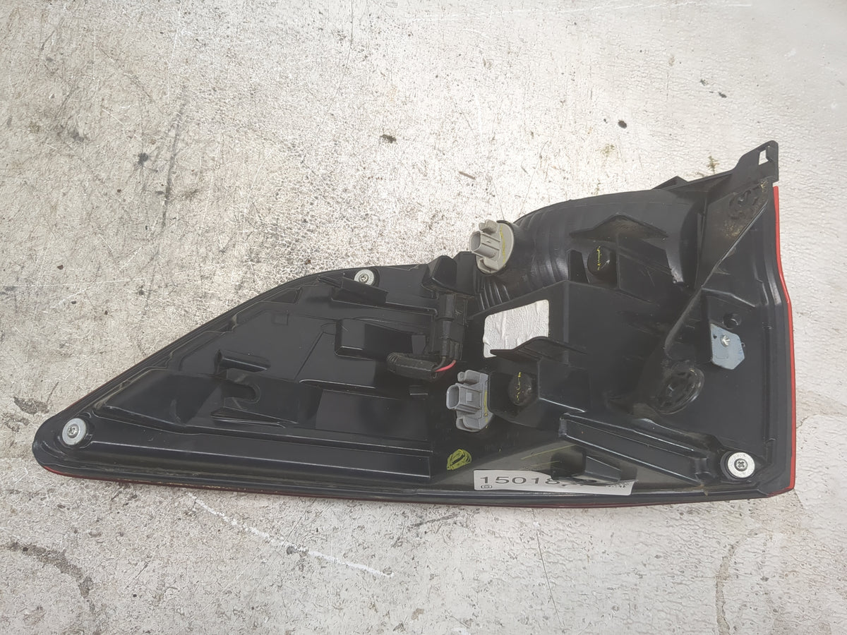 2014-2020 Acura Mdx Tail Light Assembly Driver Left OEM Fits Fits 2014 2015 2016 2017 2018 2019 2020 OEM Used Auto Parts - O