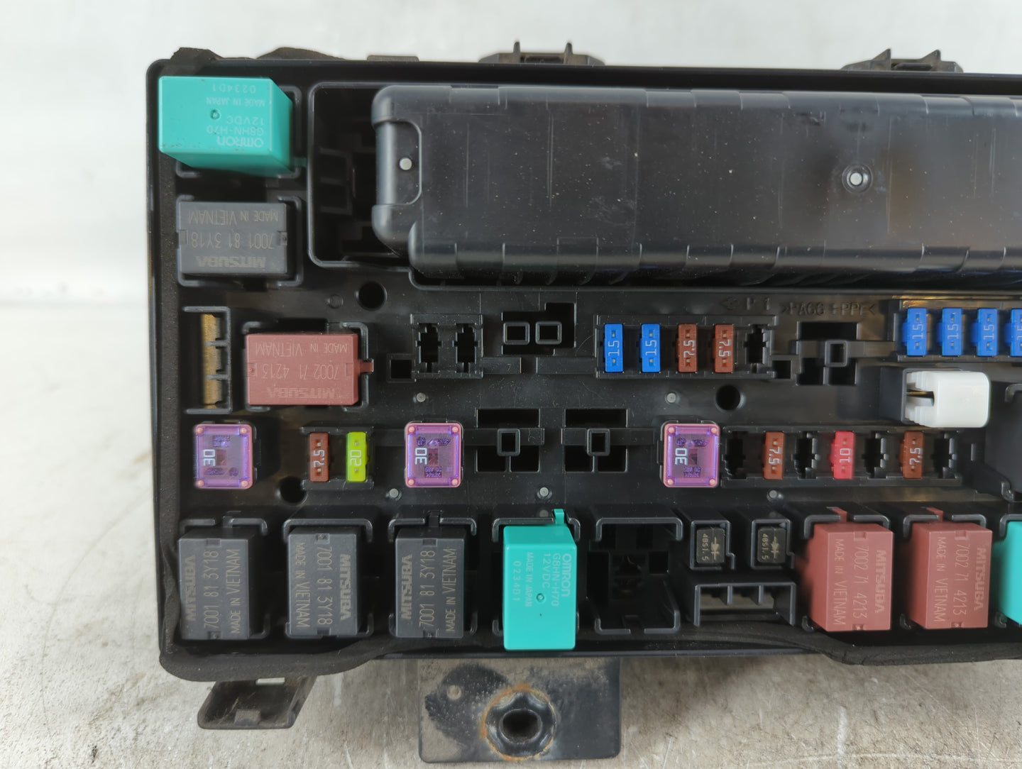 2014-2016 Acura Mdx Fusebox Fuse Box Panel Relay Module P/N:AA0R10307D TZ5-A010 A0 Fits Fits 2014 2015 2016 OEM Used Auto Pa