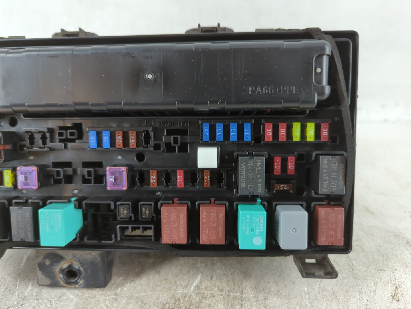 2014-2016 Acura Mdx Fusebox Fuse Box Panel Relay Module P/N:AA0R10307D TZ5-A010 A0 Fits Fits 2014 2015 2016 OEM Used Auto Pa