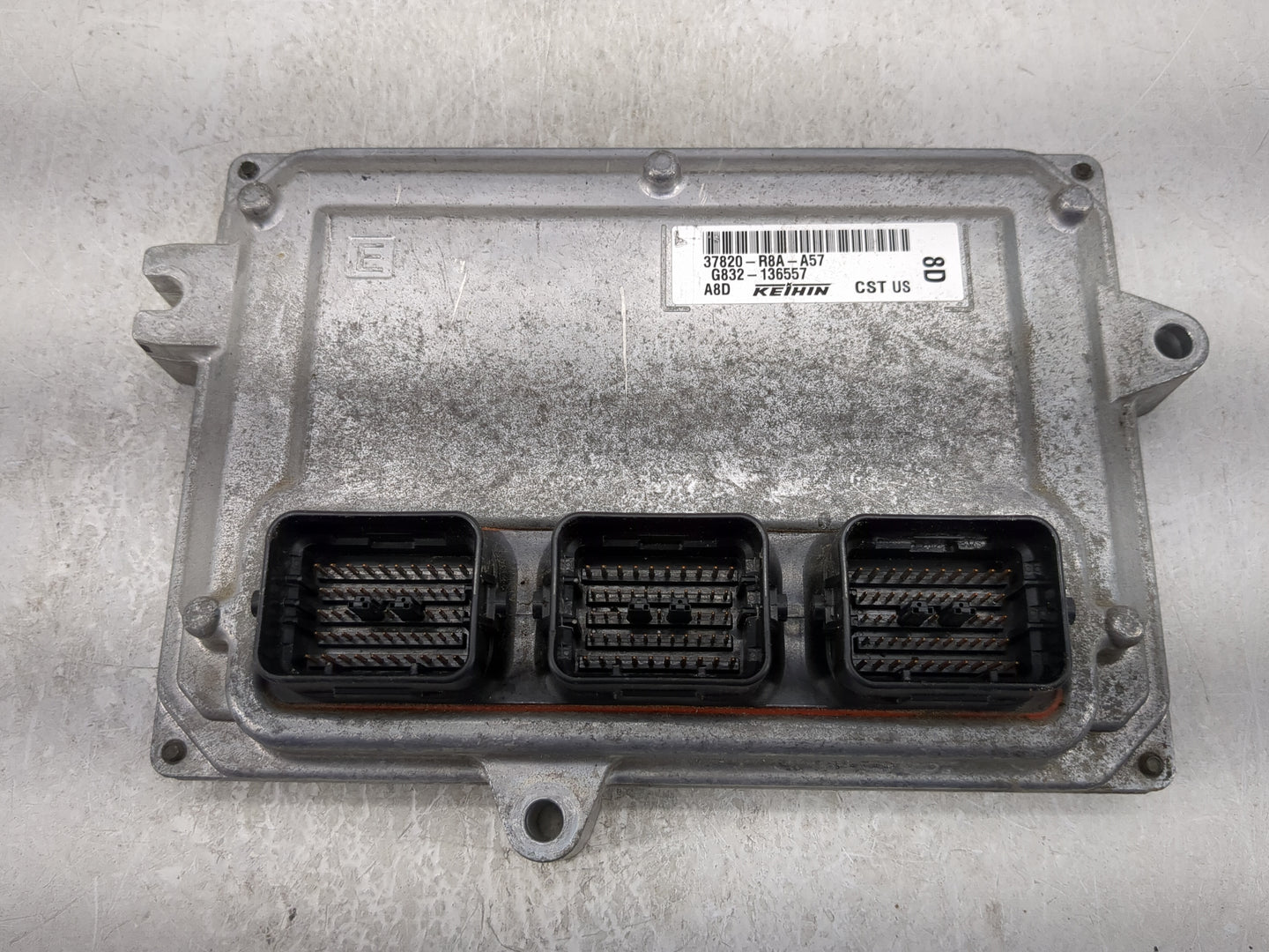 2013-2015 Acura Rdx PCM Engine Control Computer ECU ECM PCU OEM P/N:37820-R8A-A57 G832-136557 Fits Fits 2013 2014 2015 OEM U