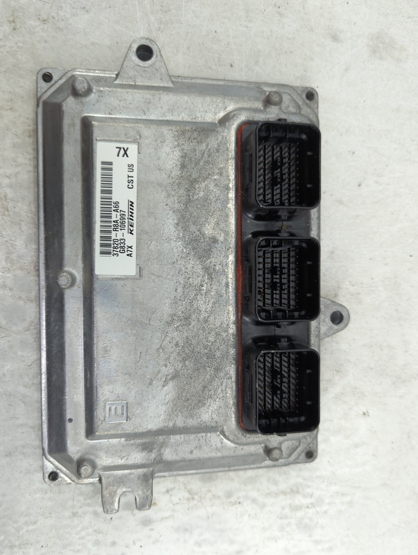 2013-2015 Acura Rdx PCM Engine Control Computer ECU ECM PCU OEM P/N:37820-R8A-A66 G833-106997 Fits Fits 2013 2014 2015 OEM U