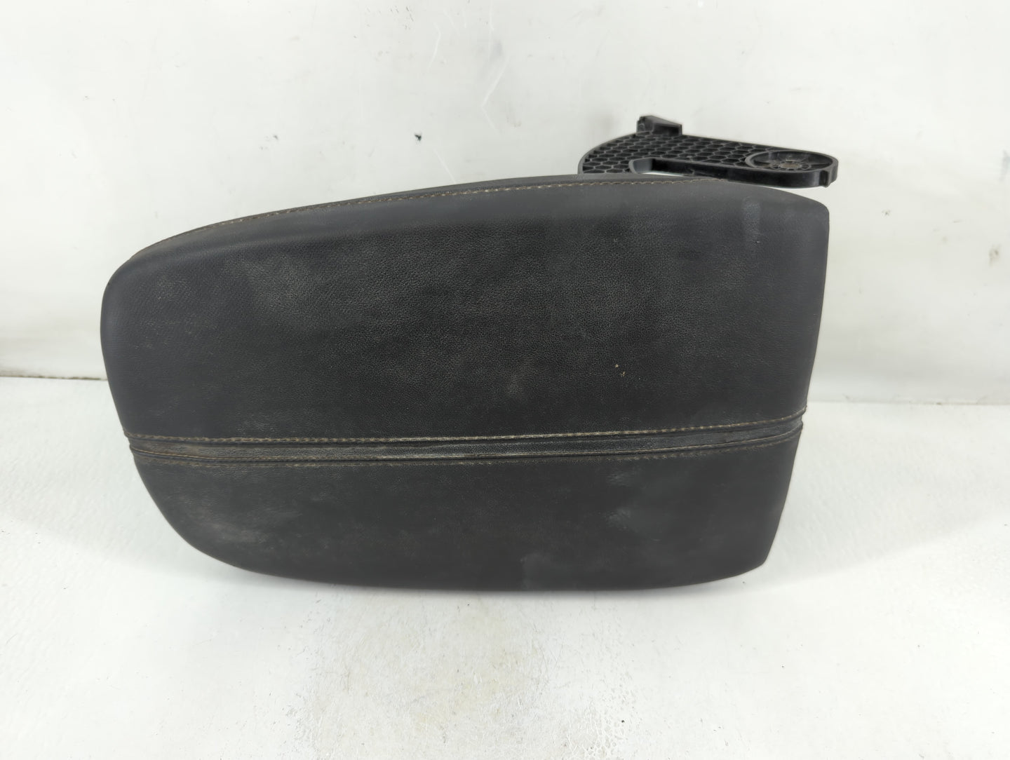 2015 Acura Tlx Center Console Armrest Cover Lid P/N:3305 00X H690L Fits OEM Used Auto Parts - Oemusedautoparts1.com