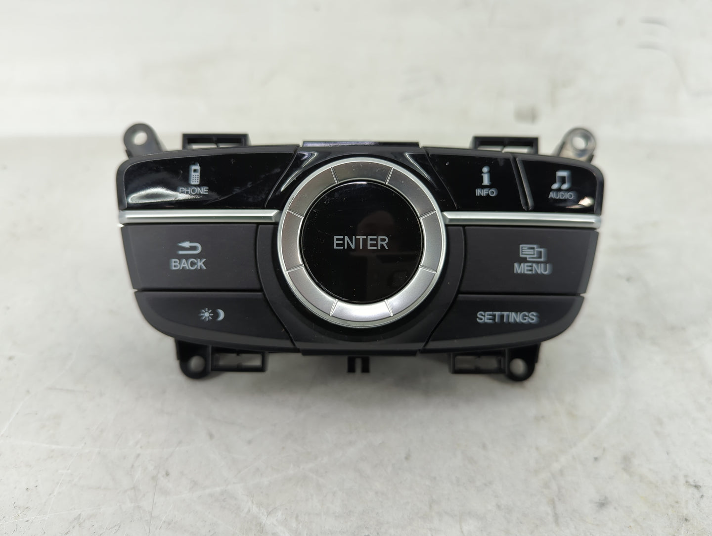 2015-2018 Acura Tlx Radio Control Panel - Oemusedautoparts1.com