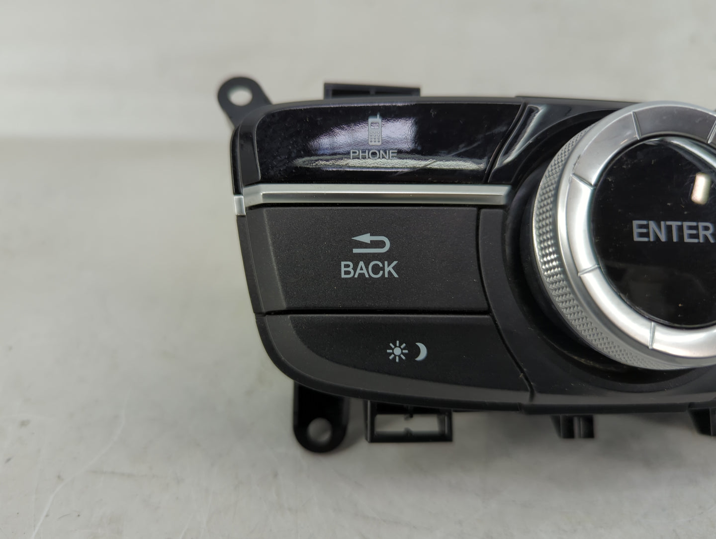 2015-2018 Acura Tlx Radio Control Panel - Oemusedautoparts1.com