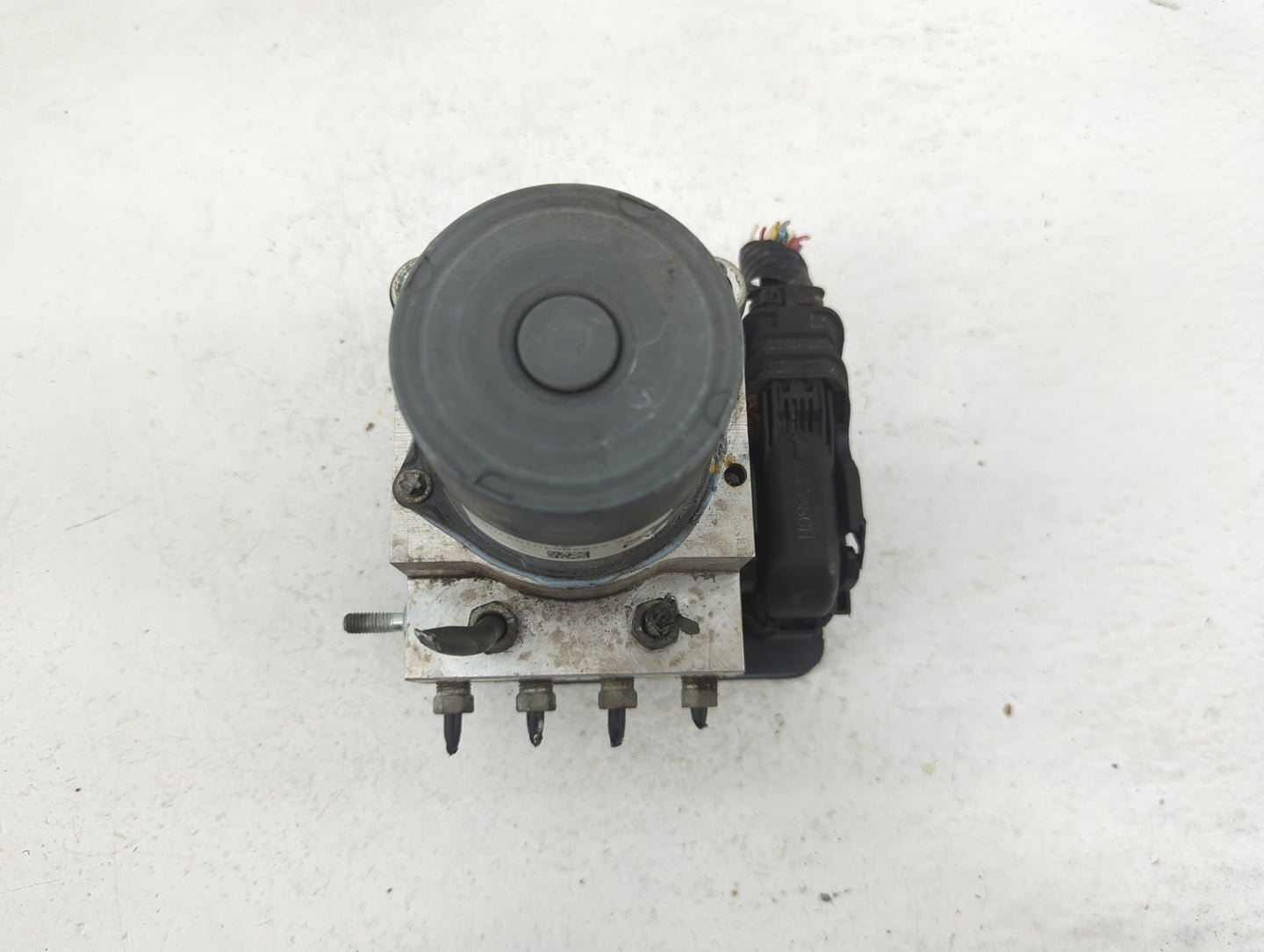 2015-2018 Acura Tlx ABS Pump Control Module Replacement P/N:57110-TZ3-A130-M1 Fits Fits 2015 2016 2017 2018 OEM Used Auto Pa