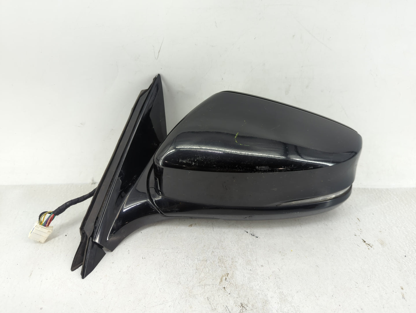 2015-2020 Acura Tlx Driver Side View Mirror - Left Door Mirror OEM Used - Oemusedautoparts1.com