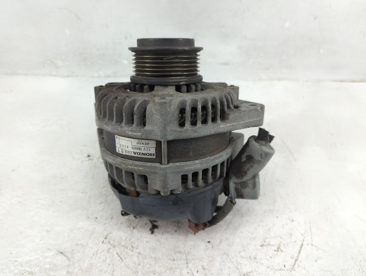 2015-2020 Acura Tlx Alternator Replacement Generator Charging Assembly Engine OEM P/N:CSK39 TN104211-8390 Fits OEM Used Auto