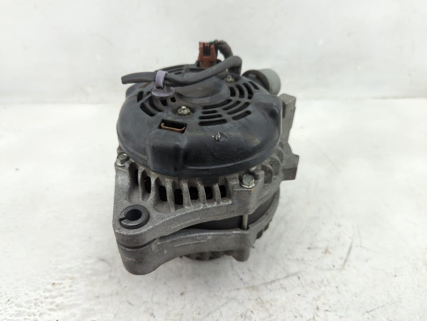 2015-2020 Acura Tlx Alternator Replacement Generator Charging Assembly Engine OEM P/N:CSK39 TN104211-8390 Fits OEM Used Auto