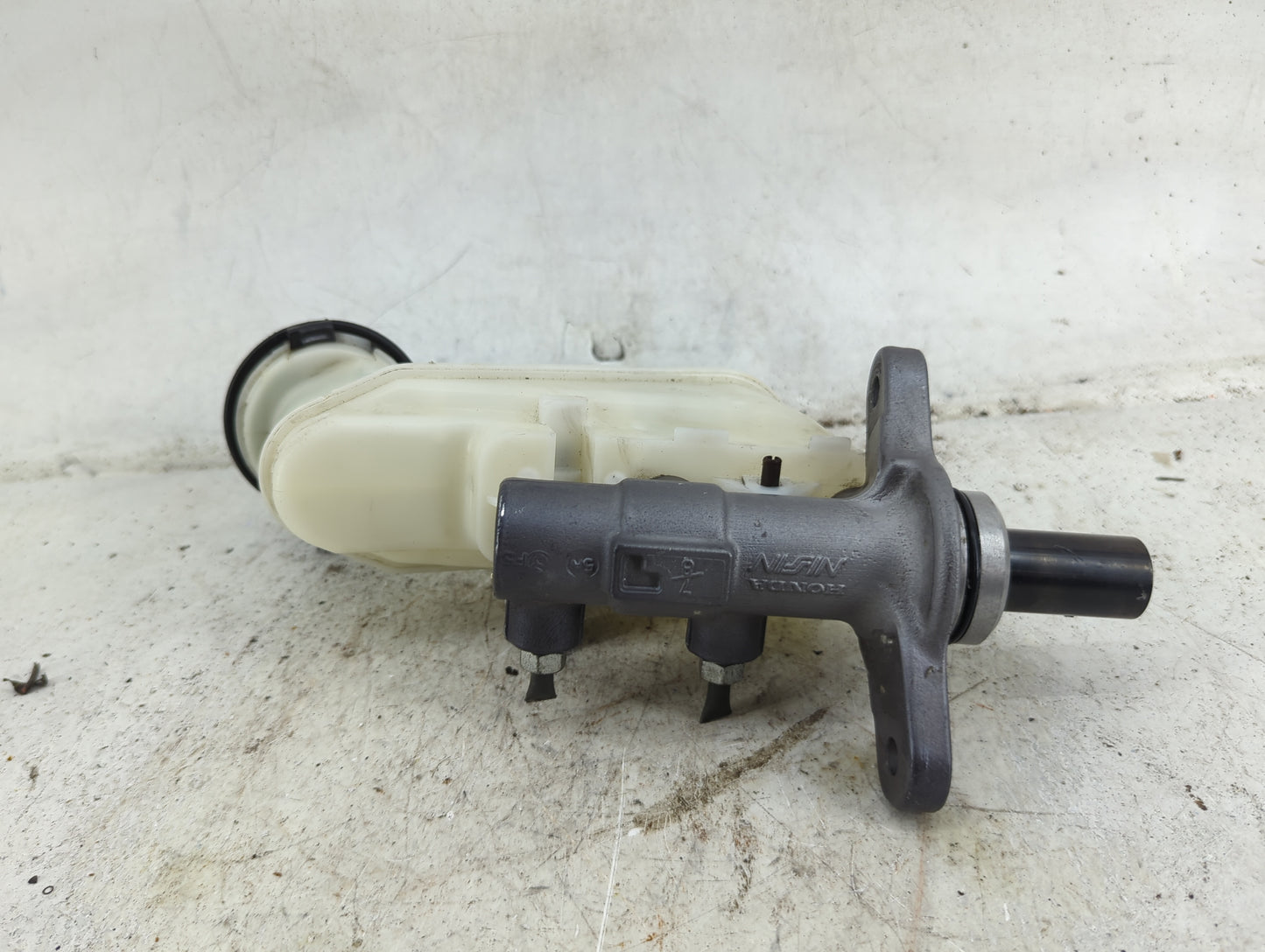 2015-2020 Acura Tlx Brake Master Cylinder 1490505 - Oemusedautoparts1.com