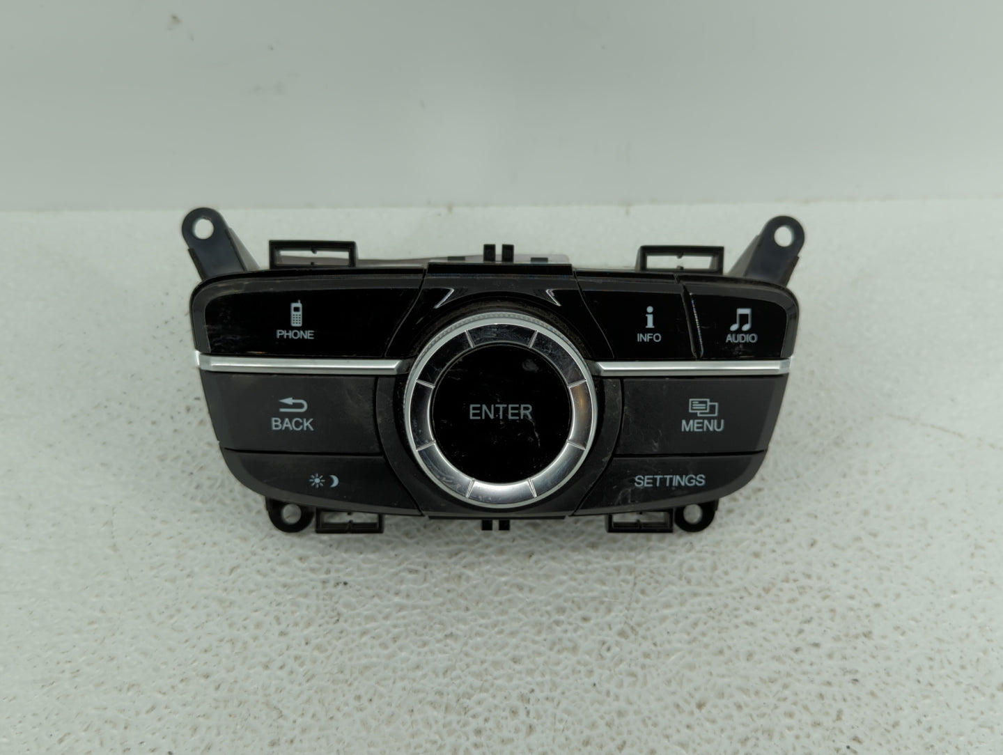 2015-2017 Acura Tlx Radio AM FM Cd Player Receiver Replacement Fits Fits 2015 2016 2017 OEM Used Auto Parts - Oemusedautopar