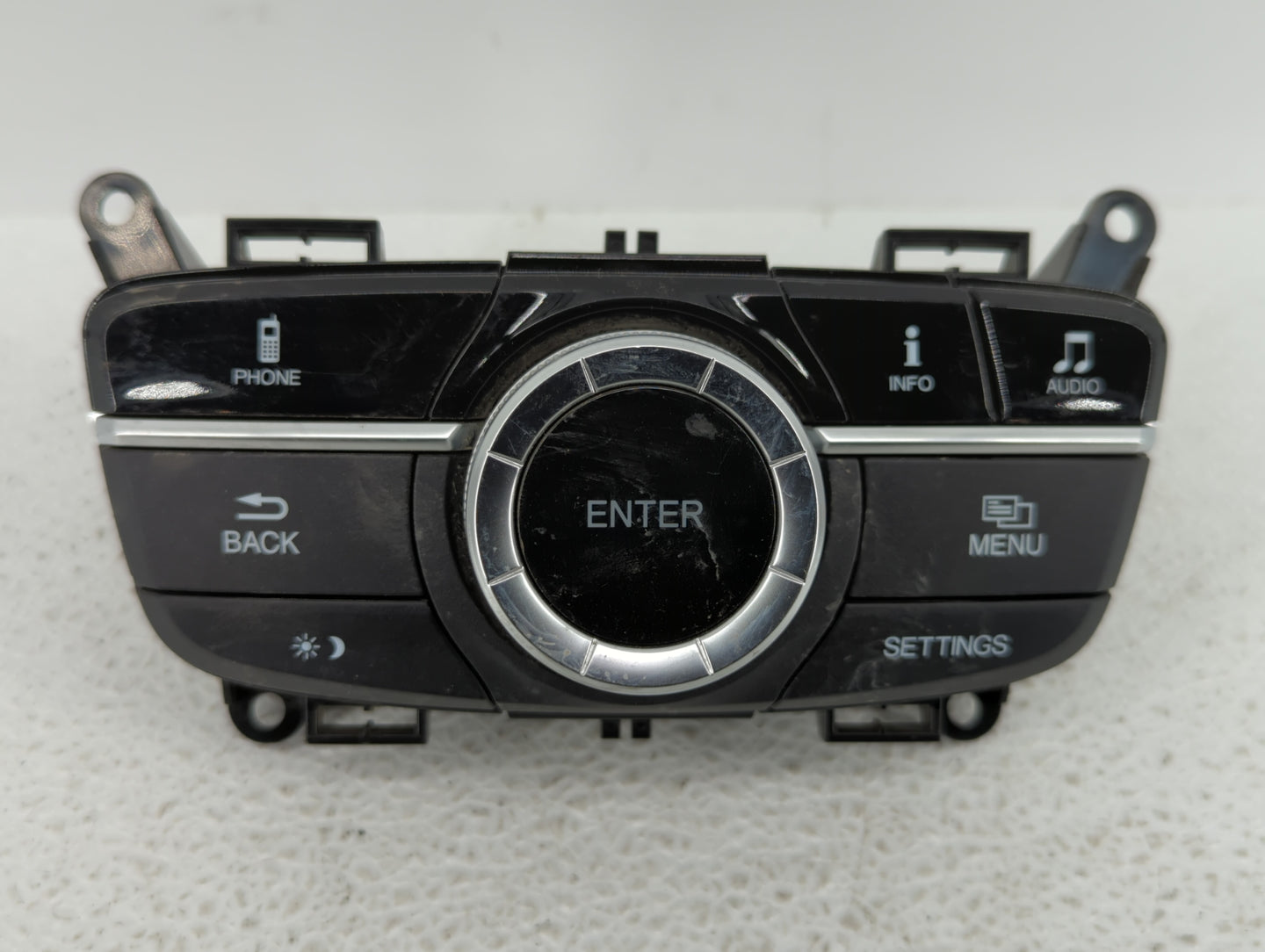 2015-2017 Acura Tlx Radio AM FM Cd Player Receiver Replacement Fits Fits 2015 2016 2017 OEM Used Auto Parts - Oemusedautopar