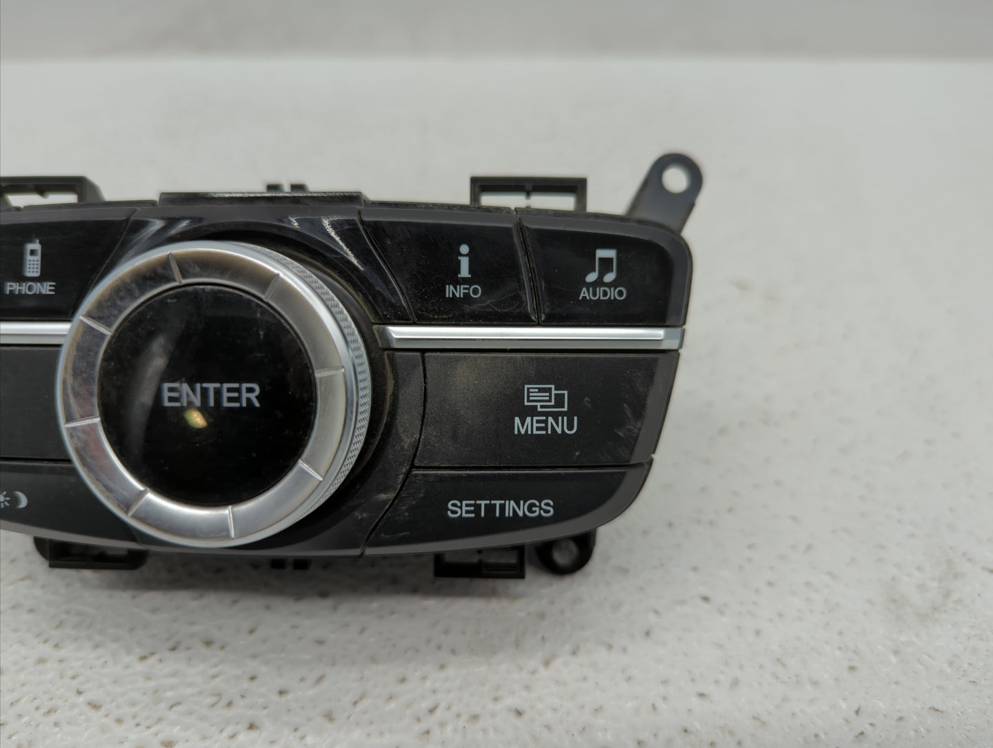 2015-2017 Acura Tlx Am Fm Cd Player Radio Receiver - Oemusedautoparts1.com