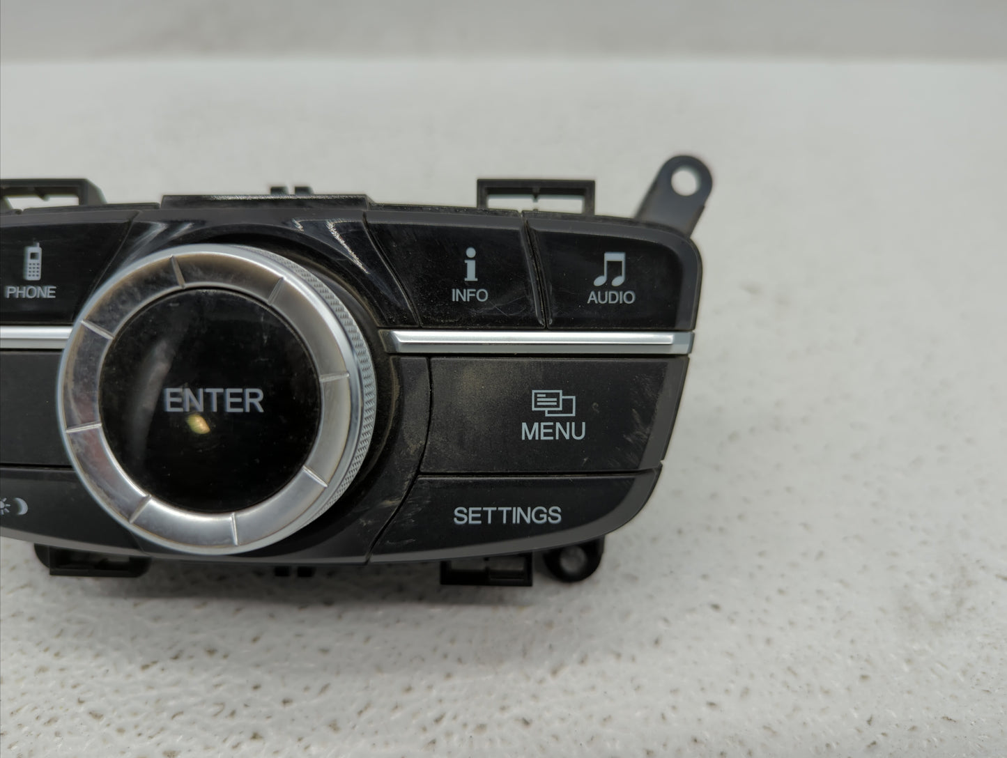 2015-2017 Acura Tlx Am Fm Cd Player Radio Receiver - Oemusedautoparts1.com