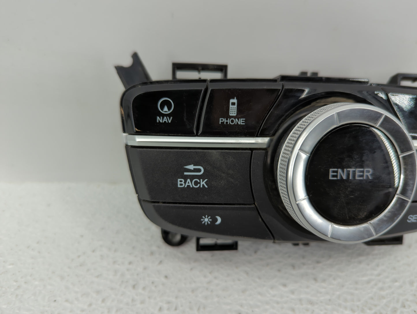 2015-2018 Acura Tlx Radio AM FM Cd Player Receiver Replacement P/N:TZ3-A020 TZ3-A510, TZ3-A120 Fits Fits 2015 2016 2017 2018