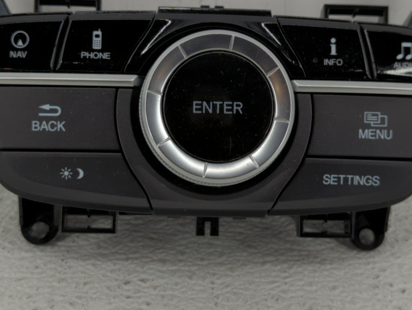 2015-2018 Acura Tlx Radio Control Panel - Oemusedautoparts1.com
