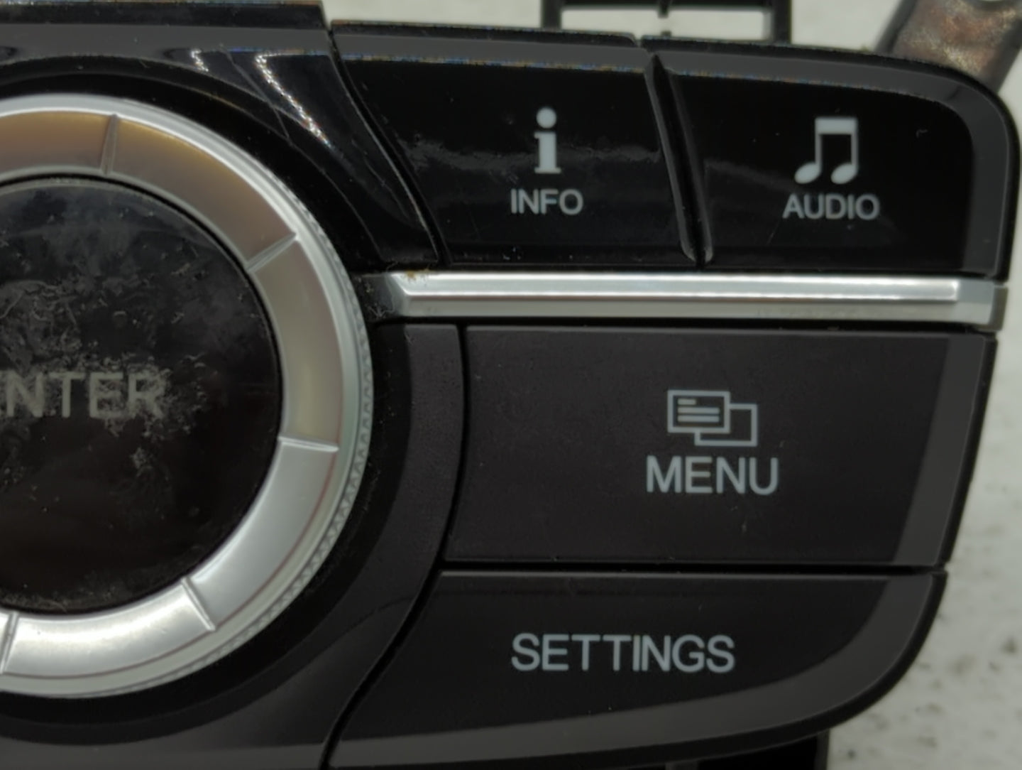 2015-2018 Acura Tlx Am Fm Cd Player Radio Receiver - Oemusedautoparts1.com