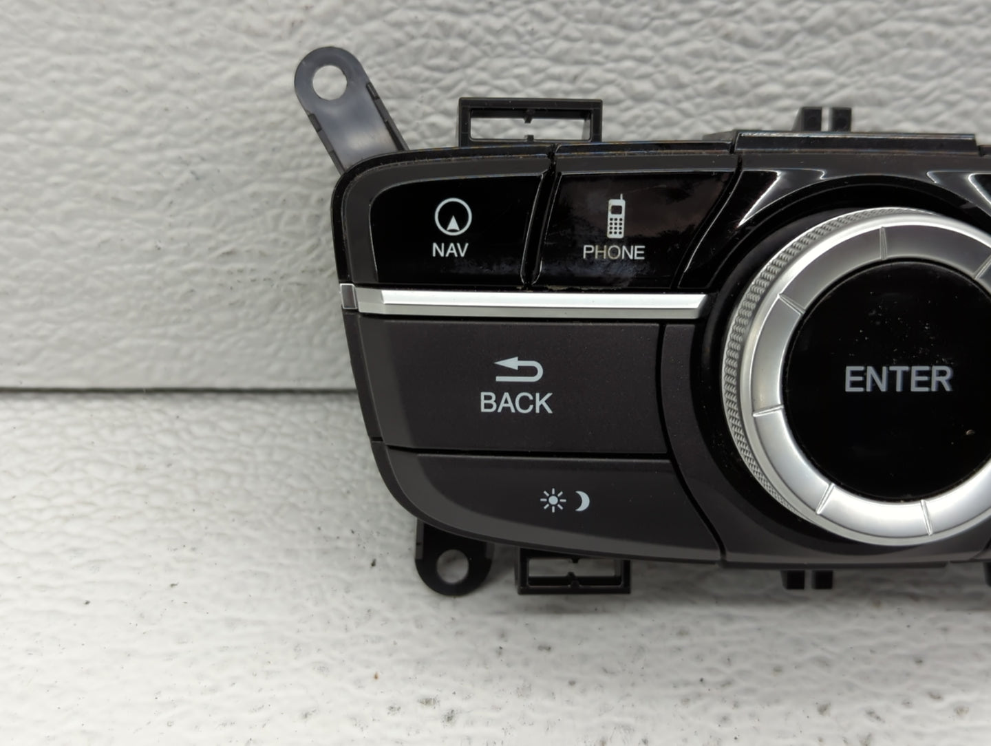 2015-2018 Acura Tlx Radio Control Panel - Oemusedautoparts1.com