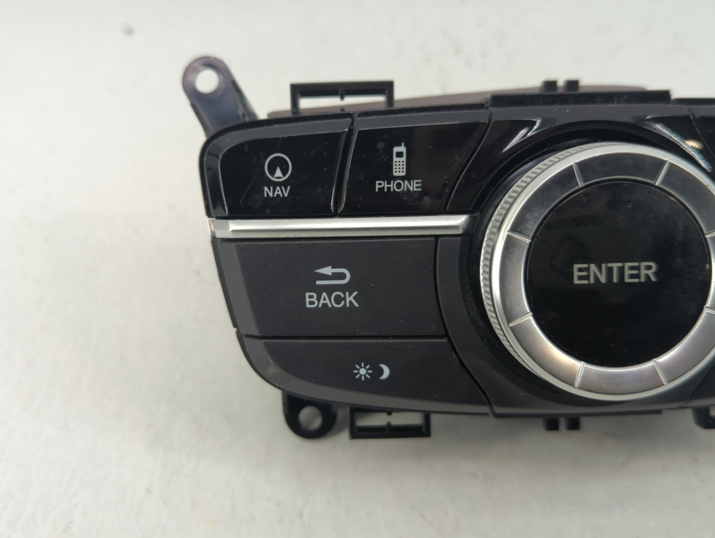 2015-2018 Acura Tlx Radio AM FM Cd Player Receiver Replacement P/N:2M57122 Fits Fits 2015 2016 2017 2018 OEM Used Auto Parts