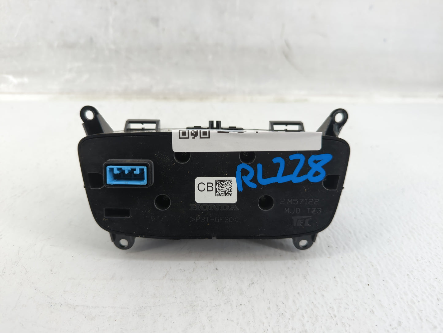 2015-2018 Acura Tlx Radio AM FM Cd Player Receiver Replacement P/N:TZ3-A120 2M57122 Fits Fits 2015 2016 2017 2018 OEM Used A