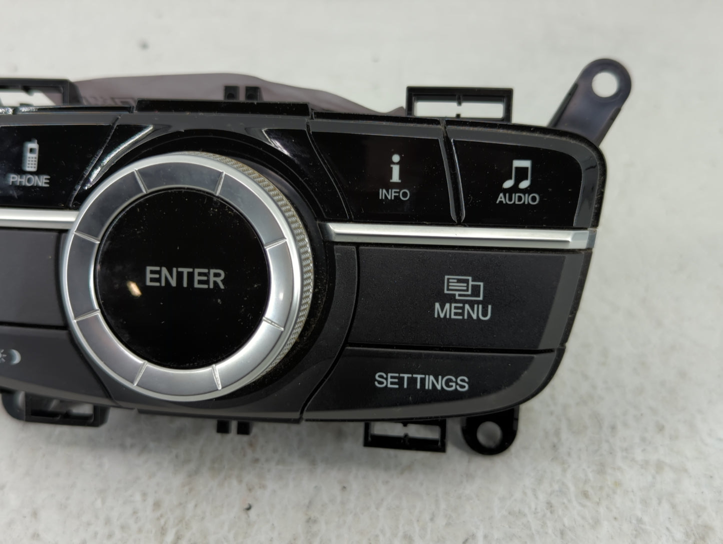 2015-2018 Acura Tlx Radio AM FM Cd Player Receiver Replacement P/N:1 M57122 Fits Fits 2015 2016 2017 2018 OEM Used Auto Part