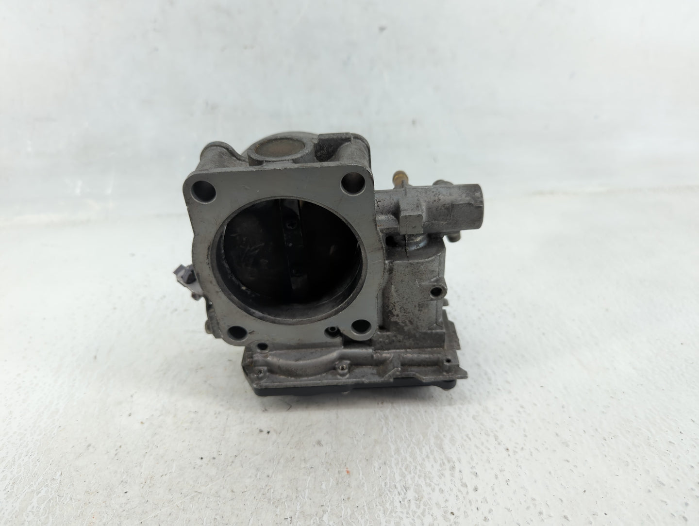 2015-2020 Acura Tlx Throttle Body P/N:U38694102894 Fits Fits 2014 2015 2016 2017 2018 2019 2020 OEM Used Auto Parts - Oemuse