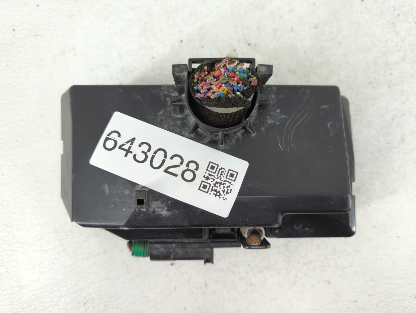 2017 Acura Tlx Fusebox Fuse Box Panel Relay Module P/N:281R300T42 TZ3 A011 A0 Fits OEM Used Auto Parts - Oemusedautoparts1.c
