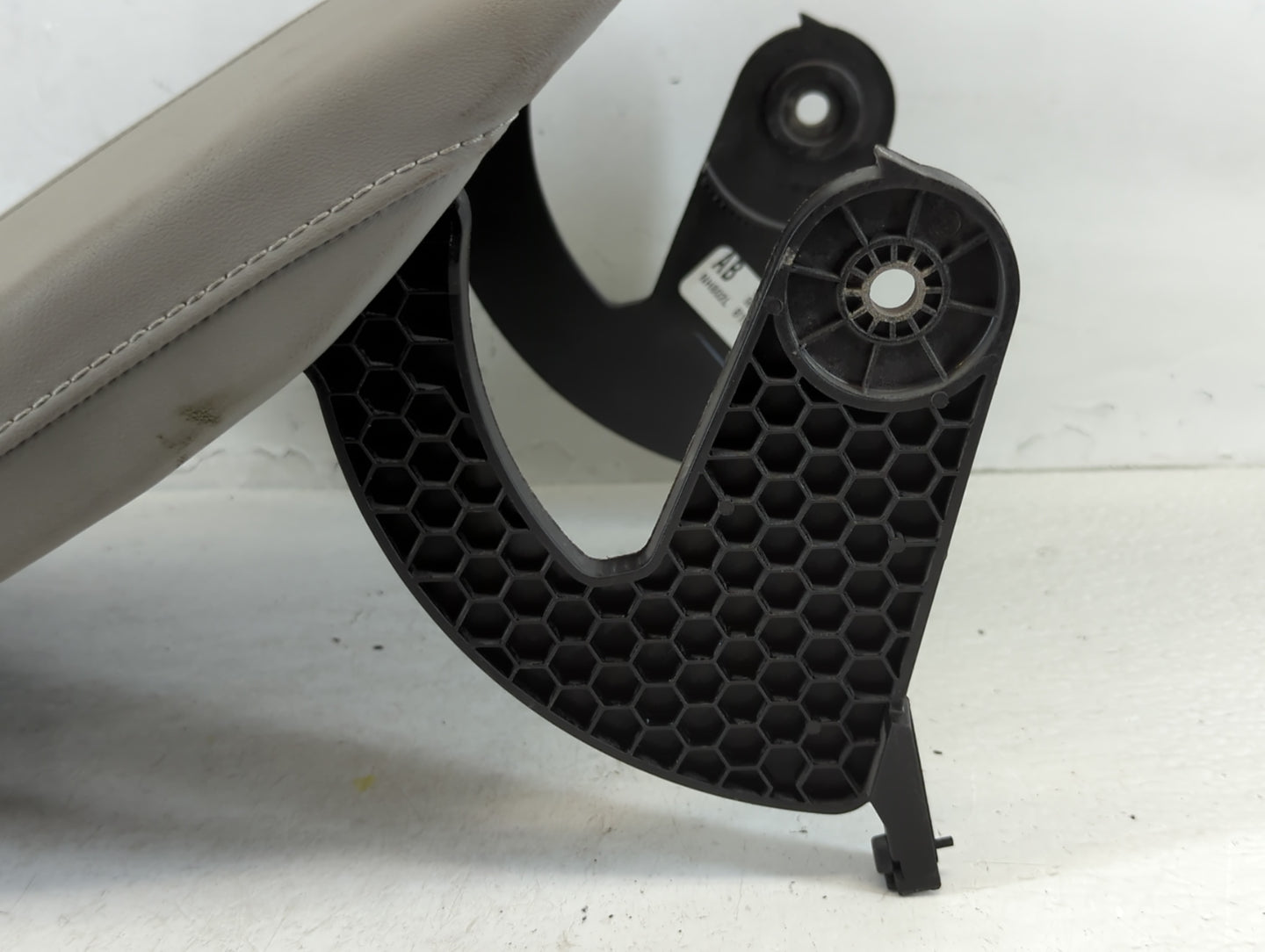 2015-2020 Acura Tlx Center Console Armrest Cover Lid Grey - Oemusedautoparts1.com