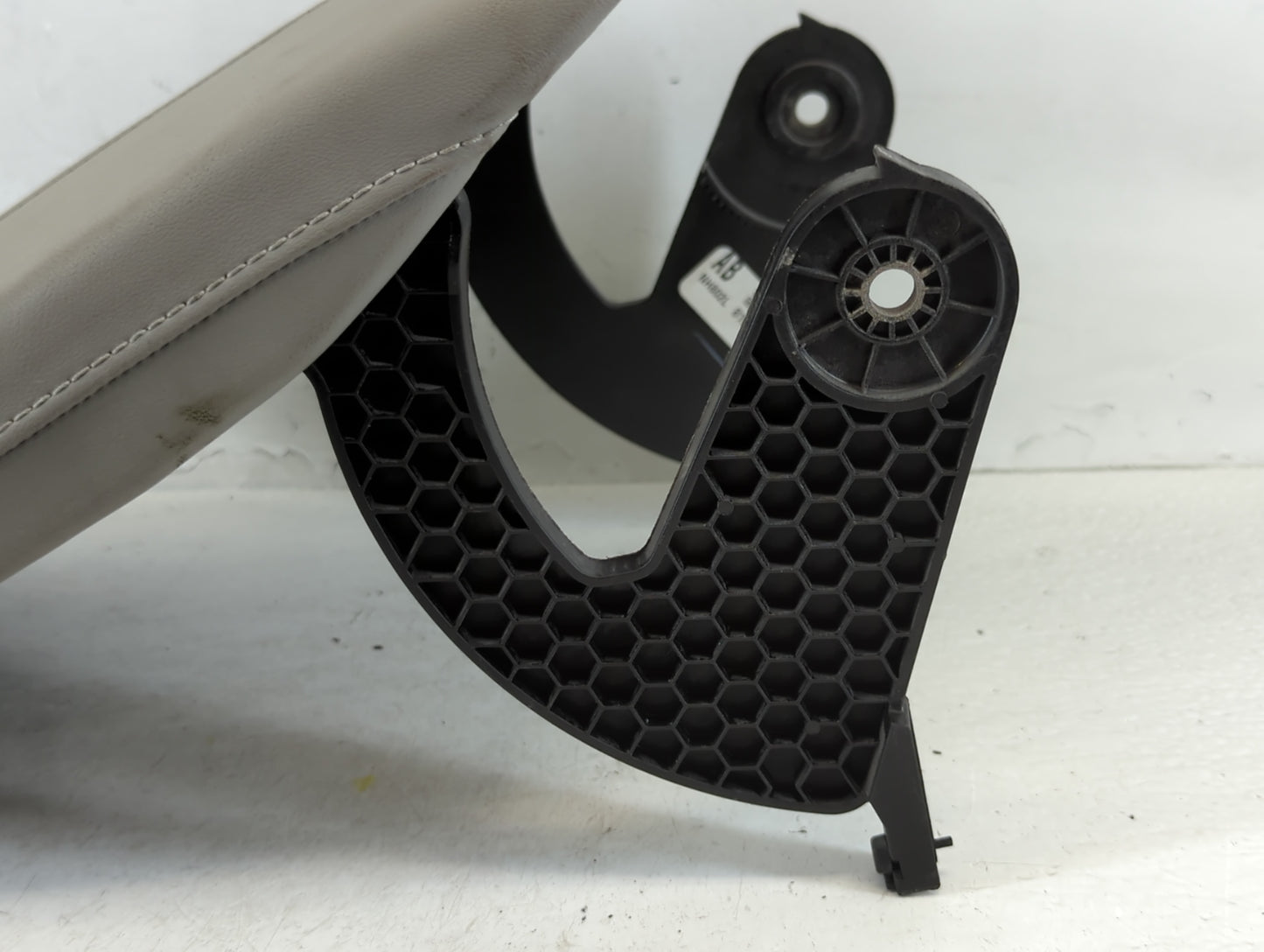 2015-2020 Acura Tlx Center Console Armrest Cover Lid Grey - Oemusedautoparts1.com