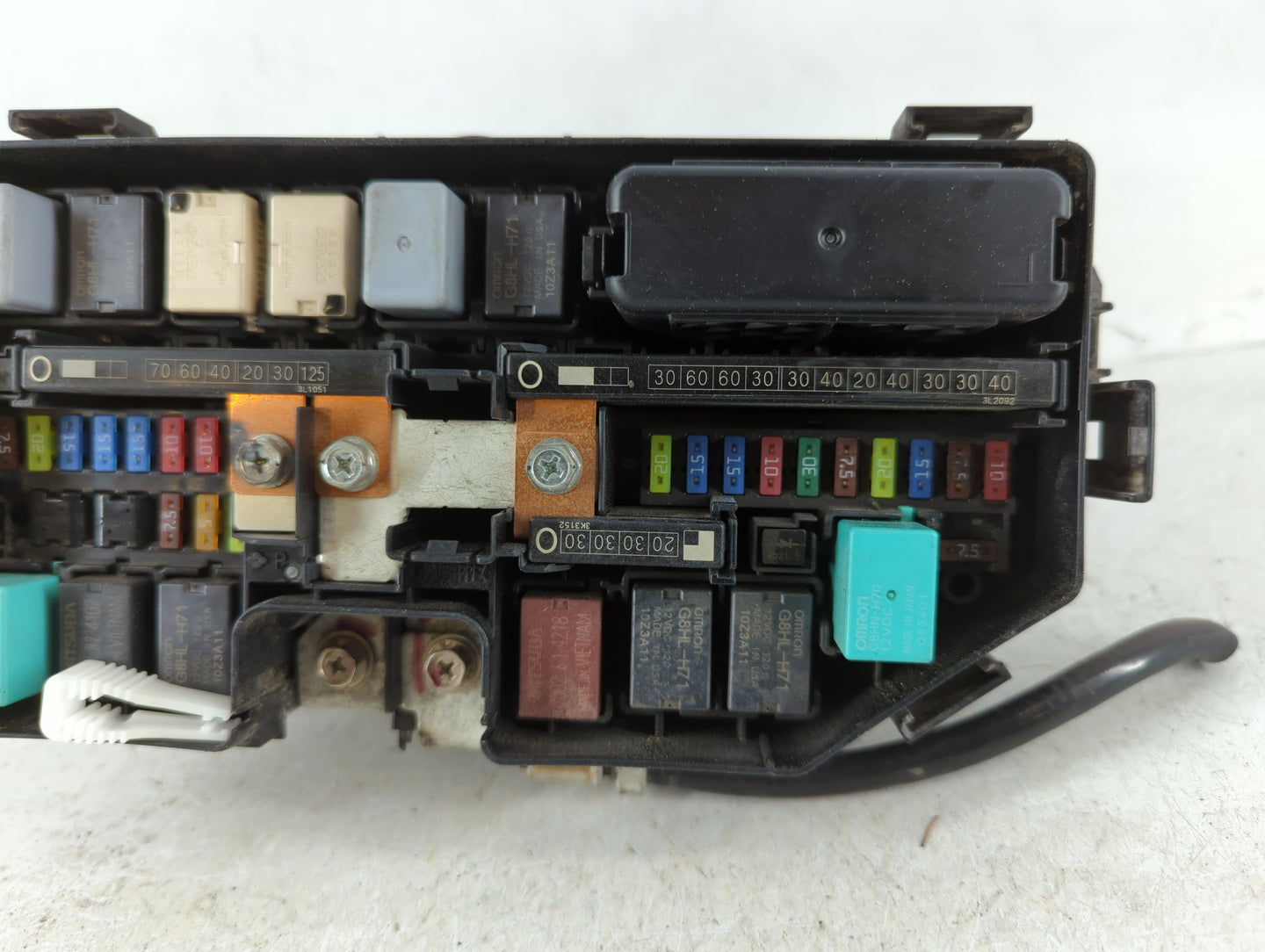 2017 Acura Tlx Fusebox Fuse Box Panel Relay Module P/N:281R300335 TZ3 A011 A0 Fits OEM Used Auto Parts - Oemusedautoparts1.c