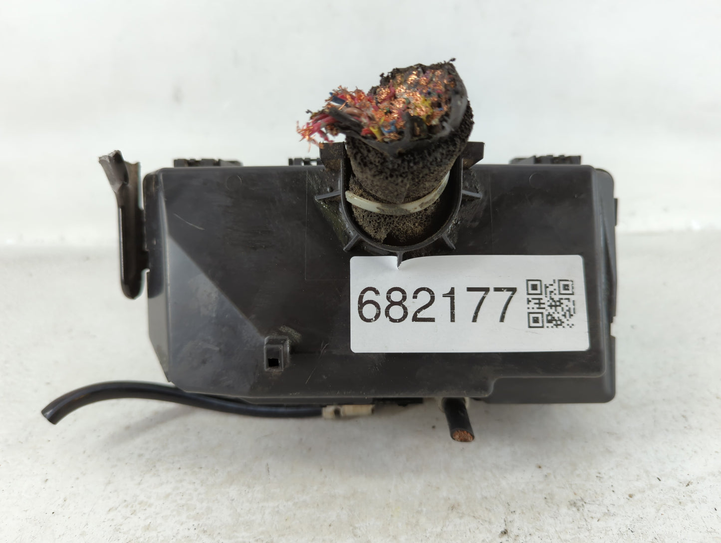 2017 Acura Tlx Fusebox Fuse Box Panel Relay Module P/N:281R300335 TZ3 A011 A0 Fits OEM Used Auto Parts - Oemusedautoparts1.c