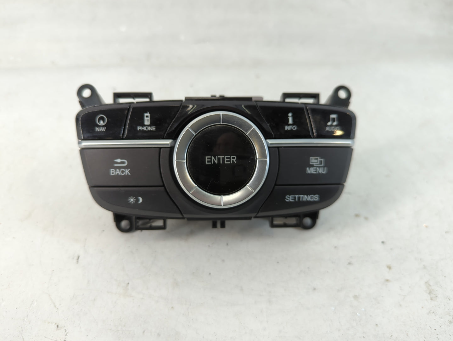 2015-2018 Acura Tlx Radio AM FM Cd Player Receiver Replacement P/N:2M57122 Fits Fits 2015 2016 2017 2018 OEM Used Auto Parts