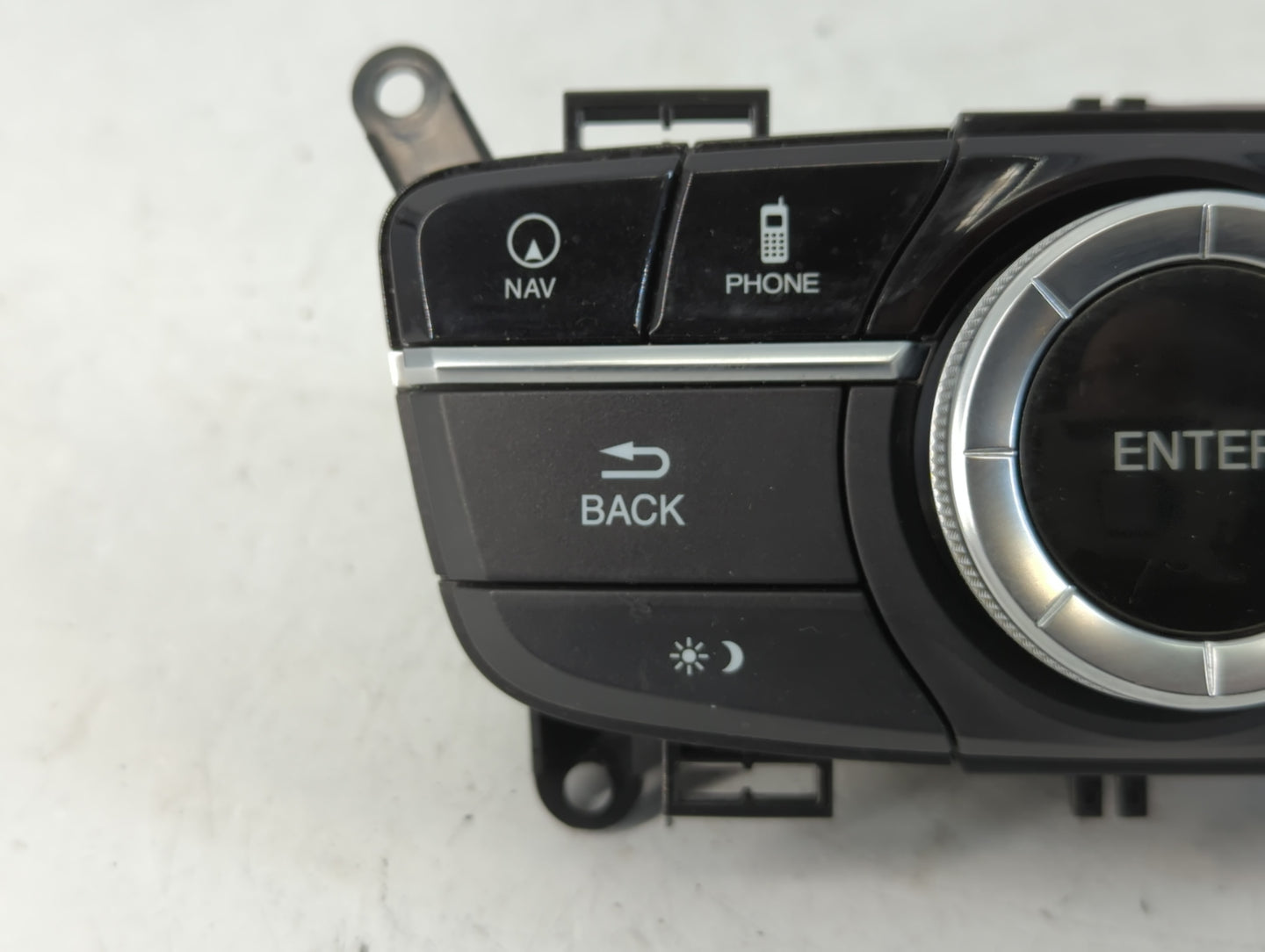 2015-2018 Acura Tlx Radio AM FM Cd Player Receiver Replacement P/N:2M57122 Fits Fits 2015 2016 2017 2018 OEM Used Auto Parts
