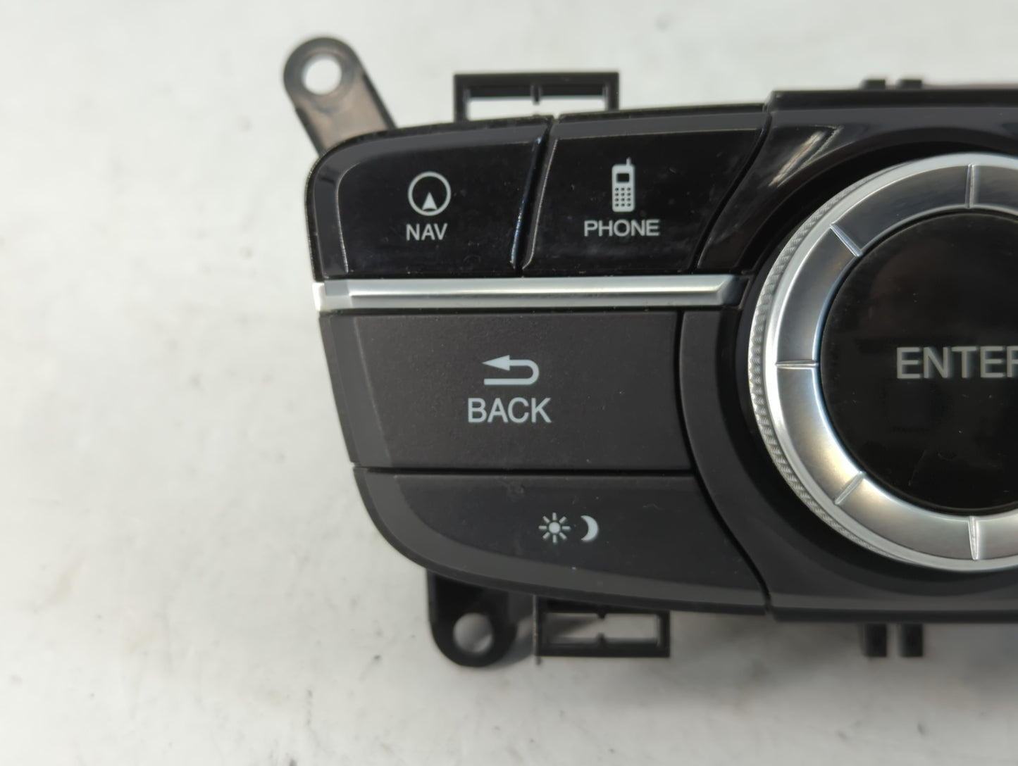 2015-2018 Acura Tlx Radio AM FM Cd Player Receiver Replacement P/N:2M57122 Fits Fits 2015 2016 2017 2018 OEM Used Auto Parts