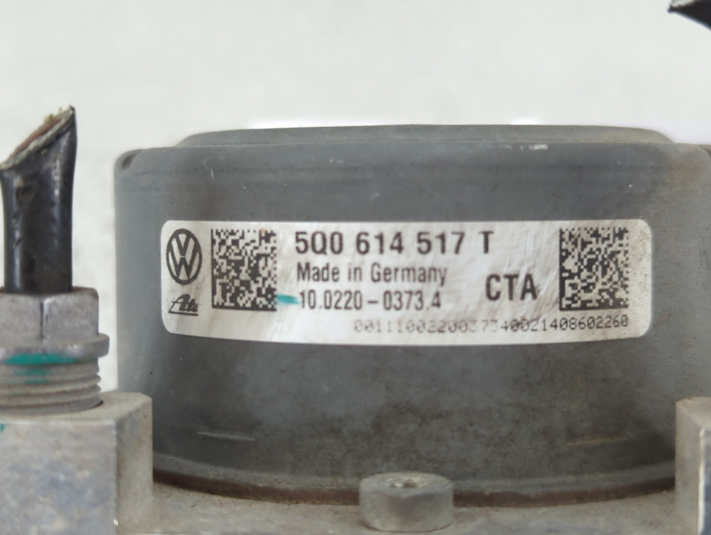 2015-2016 Audi A3 ABS Pump Control Module Replacement P/N:5Q0 614 517 T Fits Fits 2015 2016 OEM Used Auto Parts - Oemusedaut