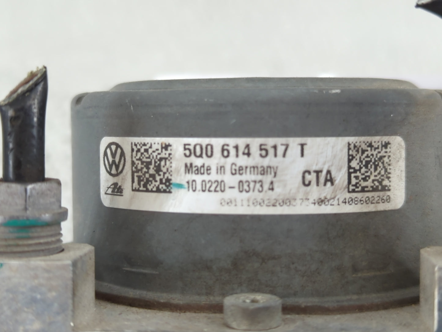 2015-2016 Audi A3 ABS Pump Control Module Replacement P/N:5Q0 614 517 T Fits Fits 2015 2016 OEM Used Auto Parts - Oemusedaut