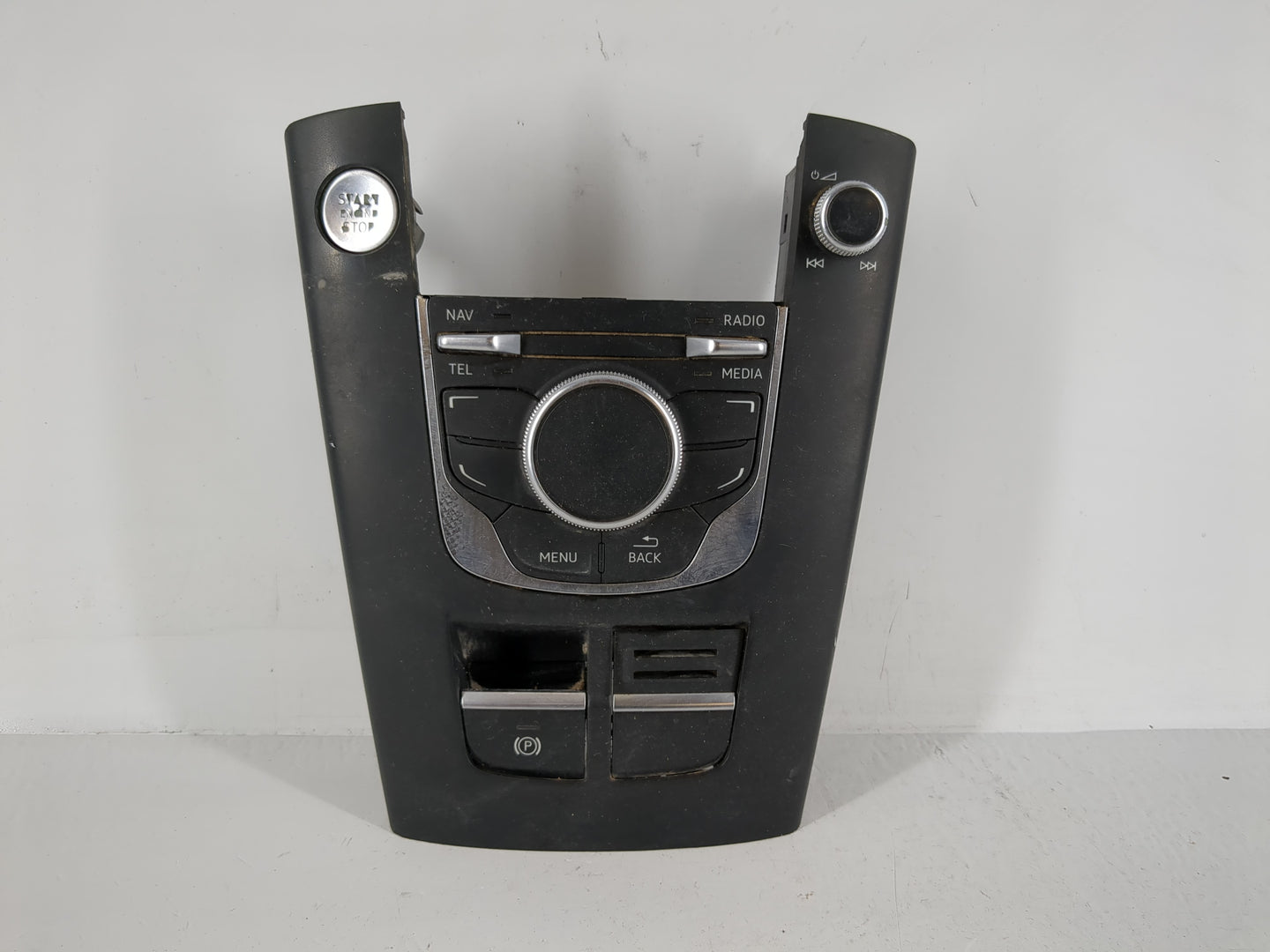 2015-2018 Audi A3 Radio AM FM Cd Player Receiver Replacement P/N:8V0 919 614 Fits Fits 2015 2016 2017 2018 OEM Used Auto Par