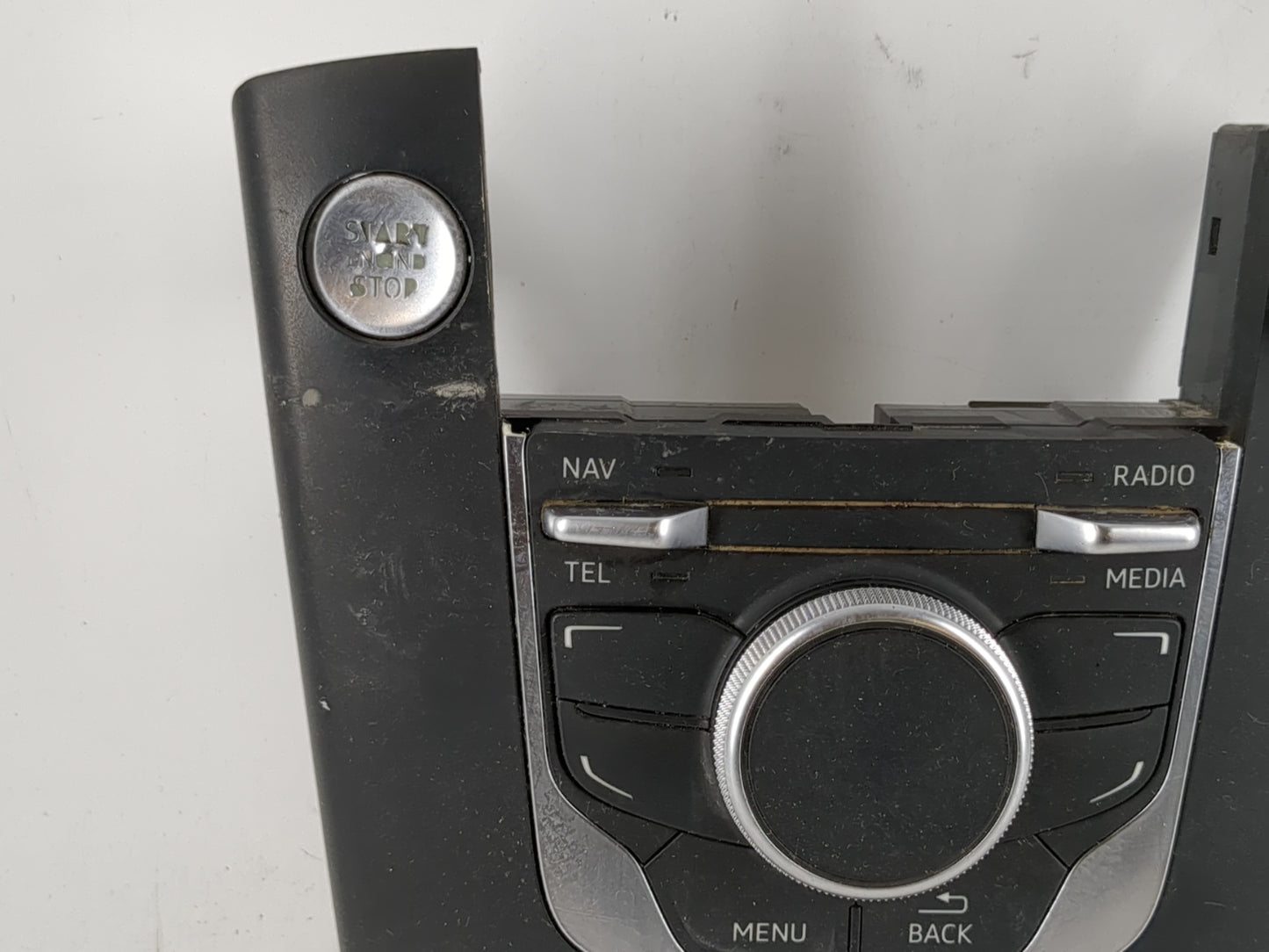 2015-2018 Audi A3 Radio AM FM Cd Player Receiver Replacement P/N:8V0 919 614 Fits Fits 2015 2016 2017 2018 OEM Used Auto Par