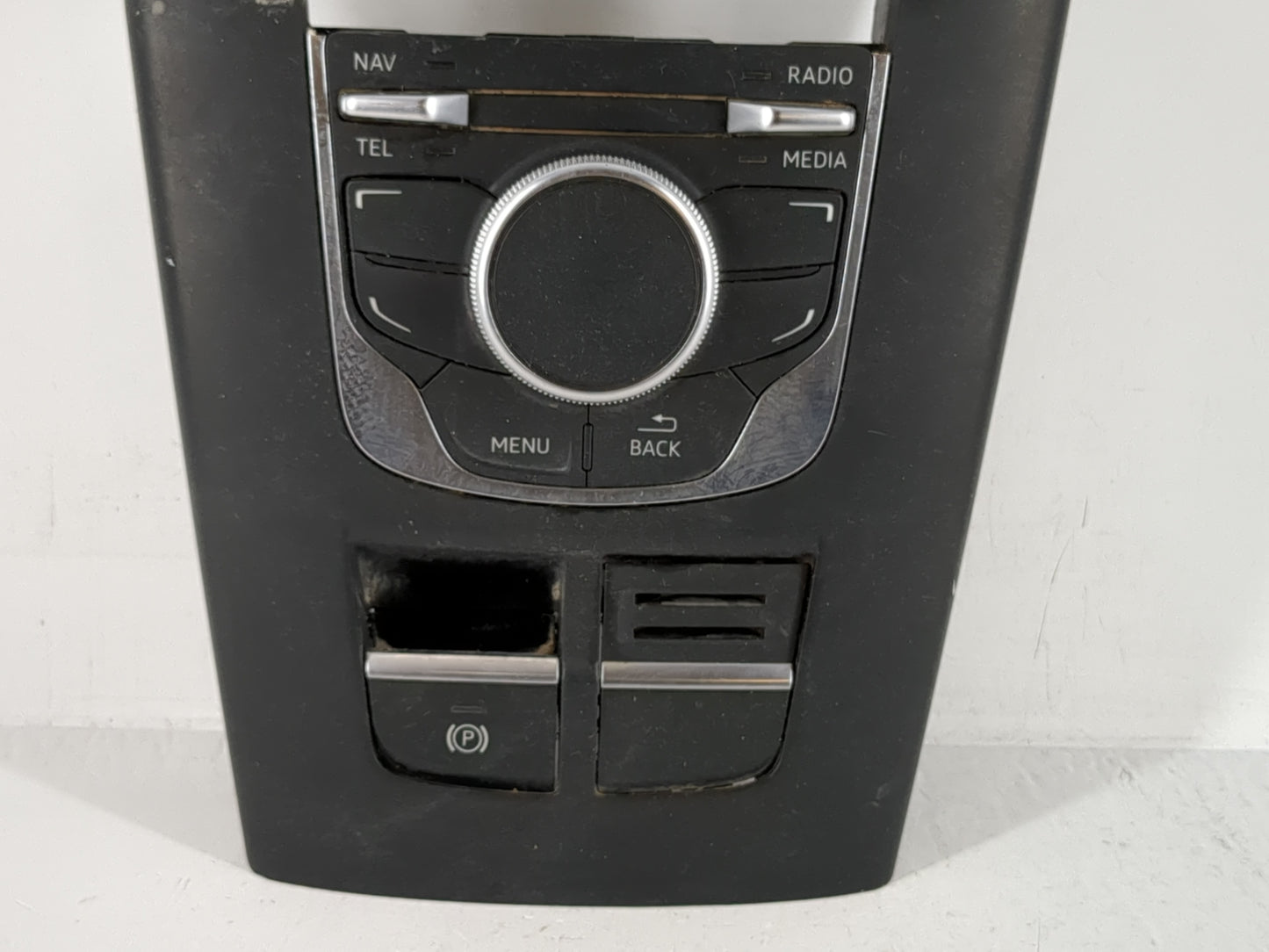 2015-2018 Audi A3 Radio AM FM Cd Player Receiver Replacement P/N:8V0 919 614 Fits Fits 2015 2016 2017 2018 OEM Used Auto Par