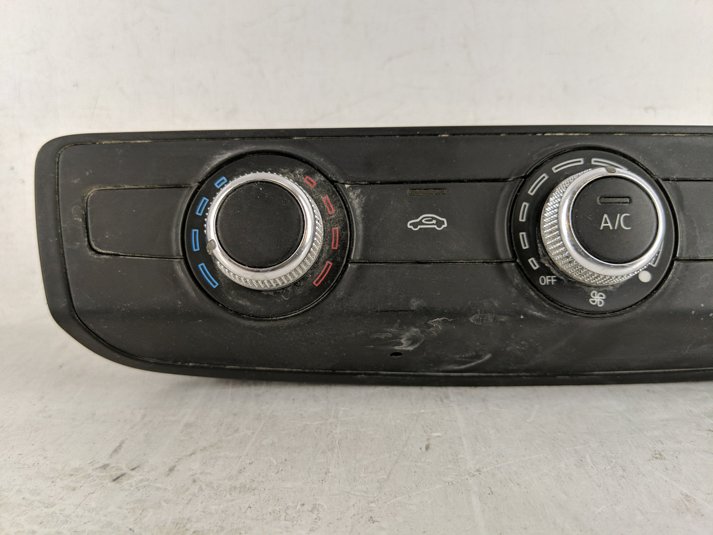 2015-2018 Audi A3 Climate Control Module Temperature AC/Heater Replacement P/N:8V0 820 047 D Fits Fits 2015 2016 2017 2018 O
