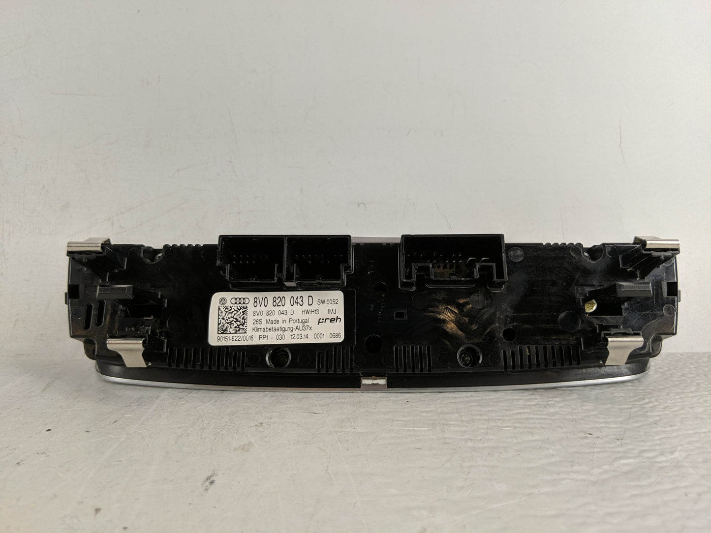 2015-2018 Audi A3 Climate Control Module Temperature AC/Heater Replacement P/N:8V0 820 043 D Fits Fits 2015 2016 2017 2018 O