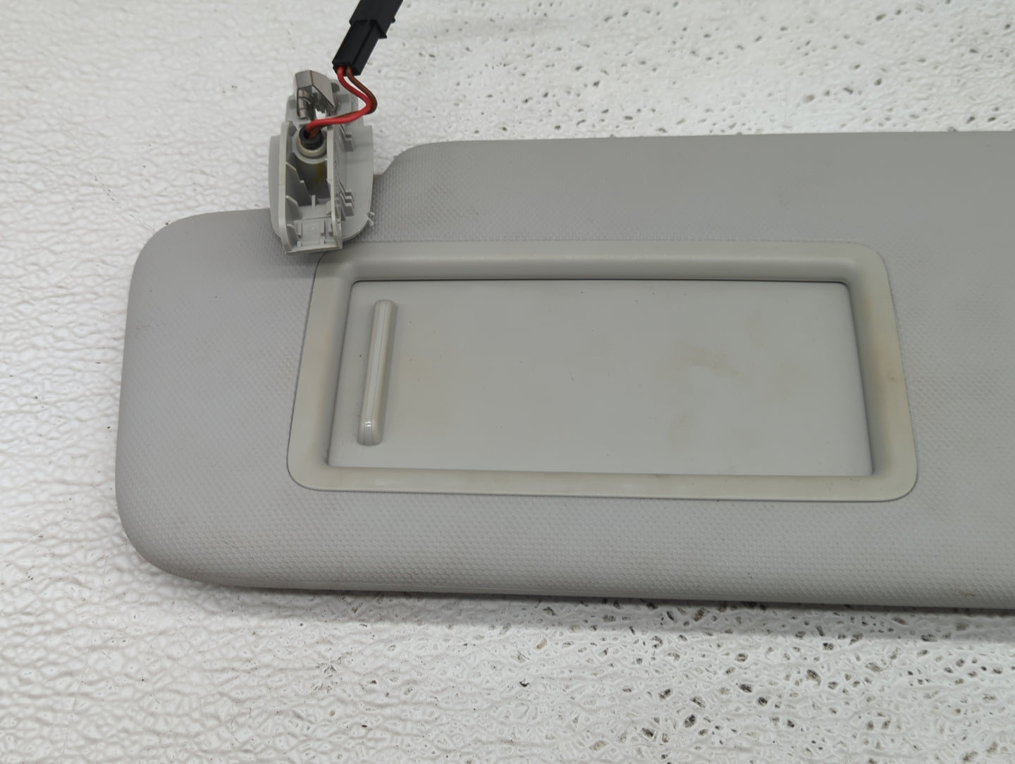 2015-2018 Audi A3 Sun Visor Shade Replacement Driver Left Mirror Fits Fits 2015 2016 2017 2018 OEM Used Auto Parts - Oemused