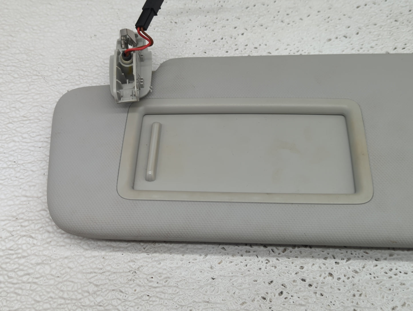 2015-2018 Audi A3 Sun Visor Shade Replacement Driver Left Mirror Fits Fits 2015 2016 2017 2018 OEM Used Auto Parts - Oemused