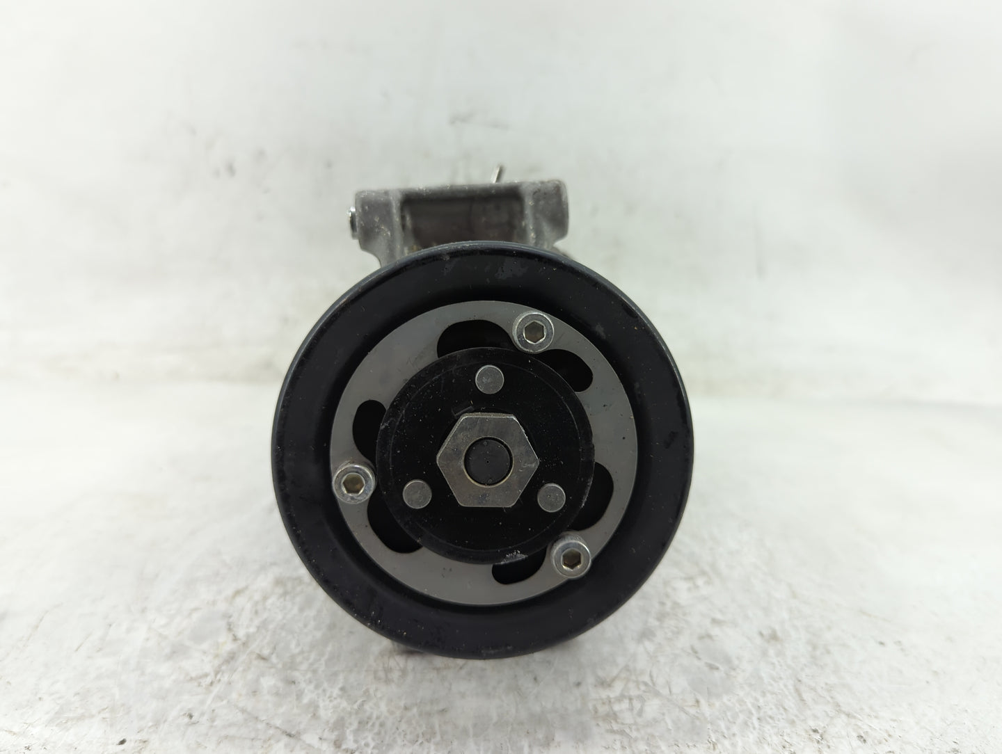 Audi A3 Air Conditioning A/c Ac Compressor Oem - Oemusedautoparts1.com