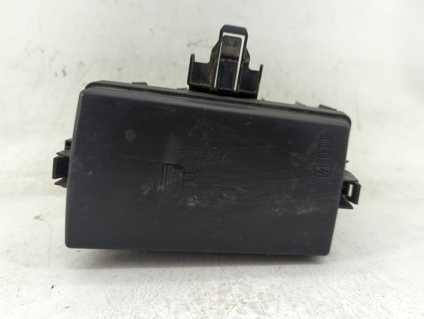 2015-2018 Audi A3 Fusebox Fuse Box Panel Relay Module P/N:5Q0 937 132 A Fits Fits 2015 2016 2017 2018 2019 2020 2021 OEM Use