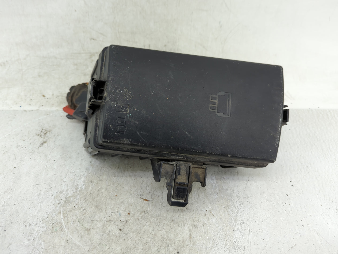 2015-2018 Audi A3 Fusebox Fuse Box Panel Relay Module P/N:5Q0 907 361 C Fits Fits 2015 2016 2017 2018 2019 2020 2021 OEM Use