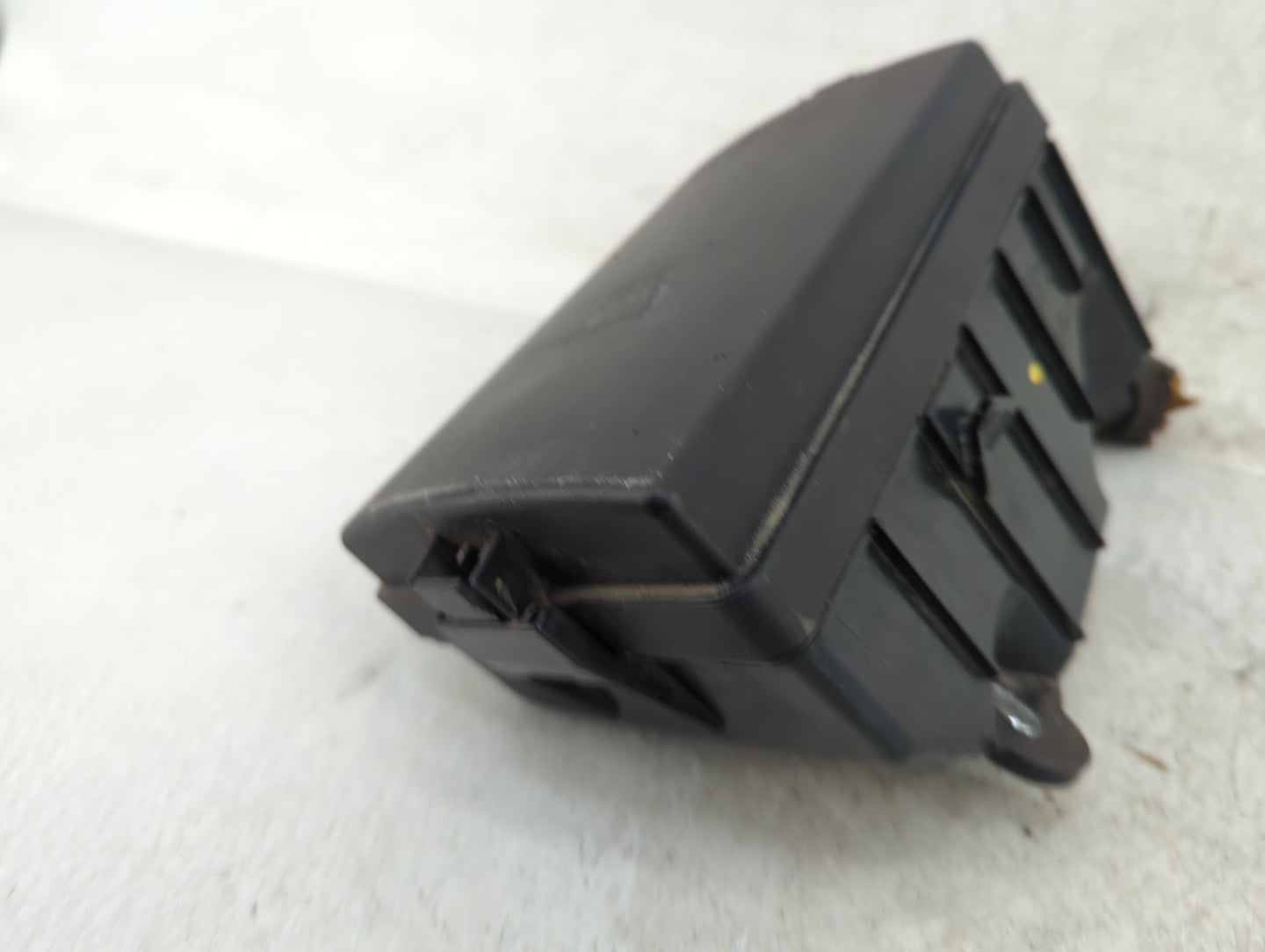 2015-2018 Audi A3 Fusebox Fuse Box Panel Relay Module P/N:5Q0 907 361 C Fits Fits 2015 2016 2017 2018 2019 2020 2021 OEM Use