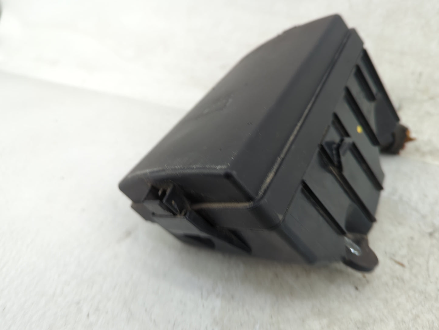 2015-2018 Audi A3 Fusebox Fuse Box Panel Relay Module P/N:5Q0 907 361 C Fits Fits 2015 2016 2017 2018 2019 2020 2021 OEM Use
